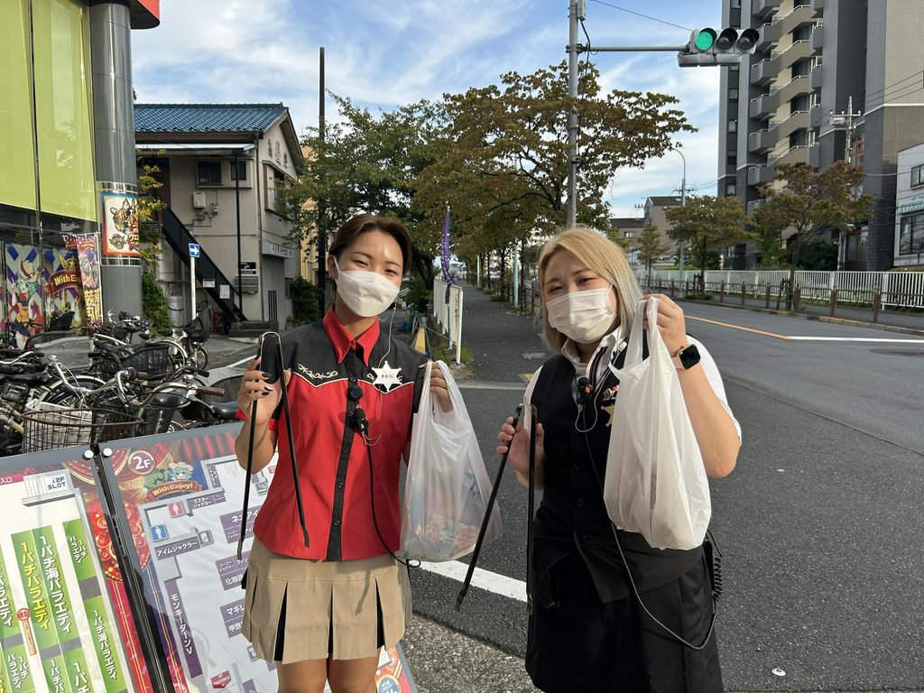 外が晴れていると清掃にも力が入りますね♪